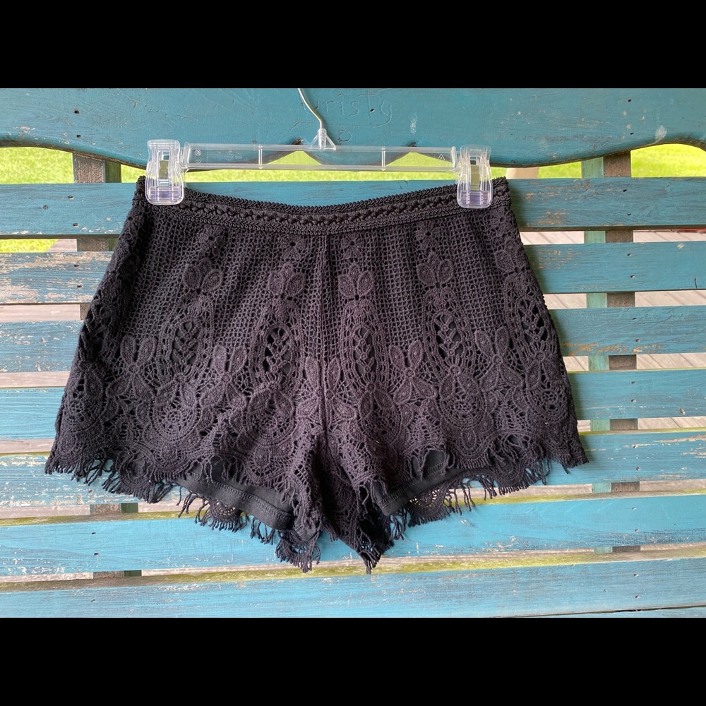 S Mossimo black lace shorts